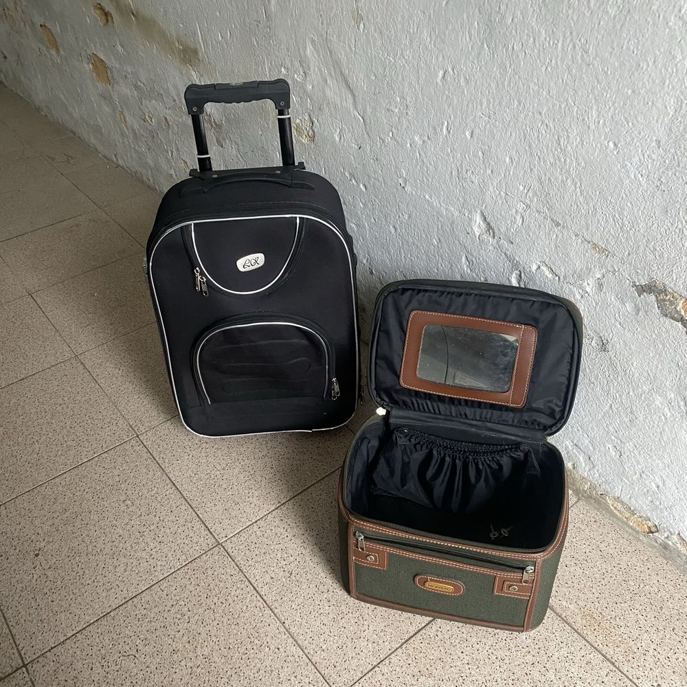 Mala de Viagem com Necessaire Vintage