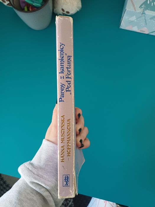 Książka Panny z kamieniny pod fortuną Hanna Hoffmannowa