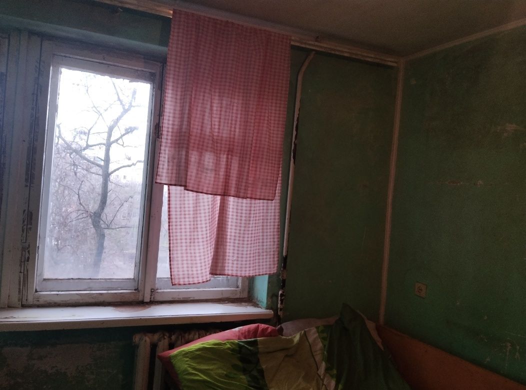 Продам гостинку 11м
