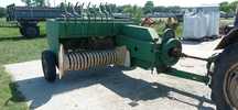 Prasa kostkująca John Deere cb 300