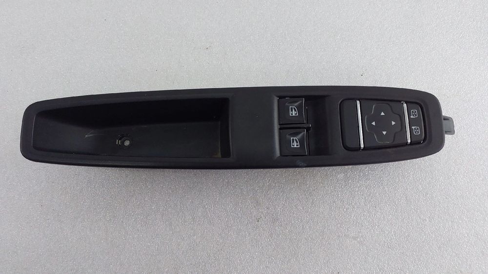 Comando / botão / interruptor vidros frente esquerdo RENAULT Zoe (BFM_
