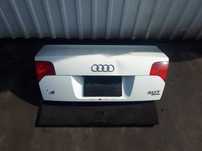 Audi a4 b7 klapa bagażnika