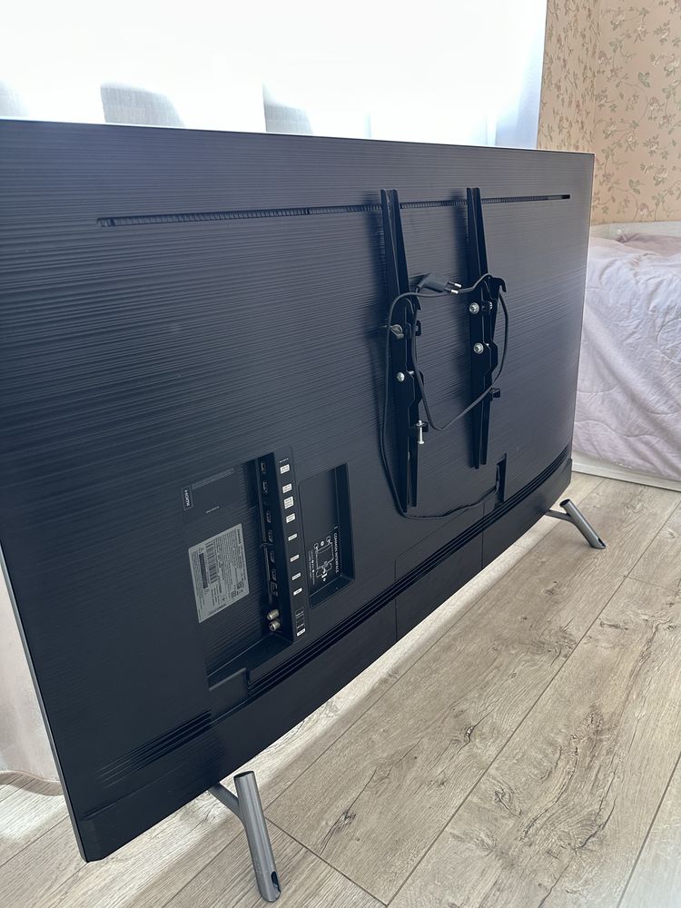 Телевізор Самсунг Samsung QE55Q6FNAU