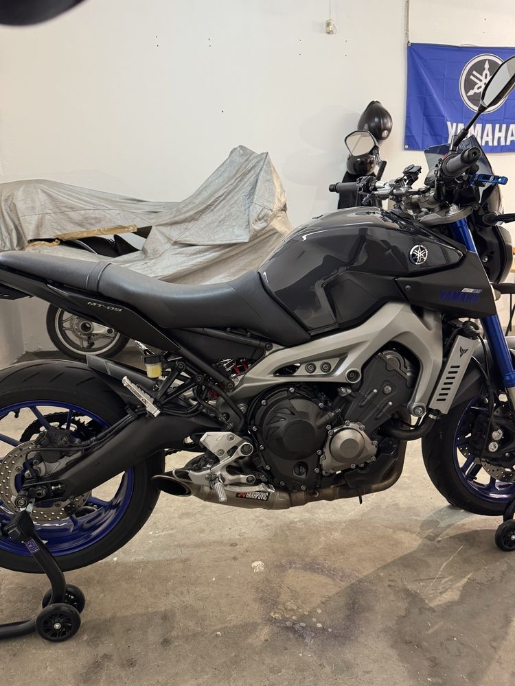 Yamaha MT-09 2014 • Escape Akrapovic • Impecável e Pronta a Rolar
