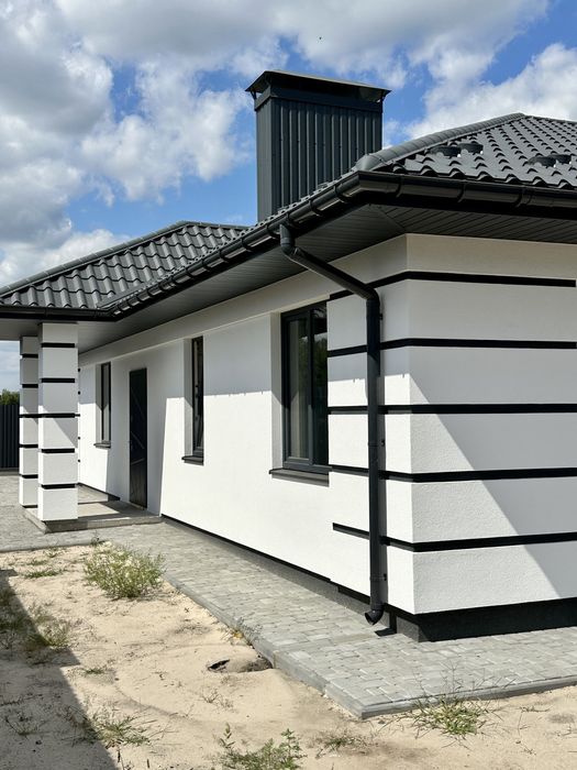 Будинок з газом у Бучі на закритій територіі. 177 000 $