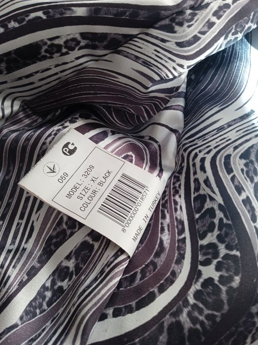 Шкіряний натуральний тренч, плащ чорний Escada Турція