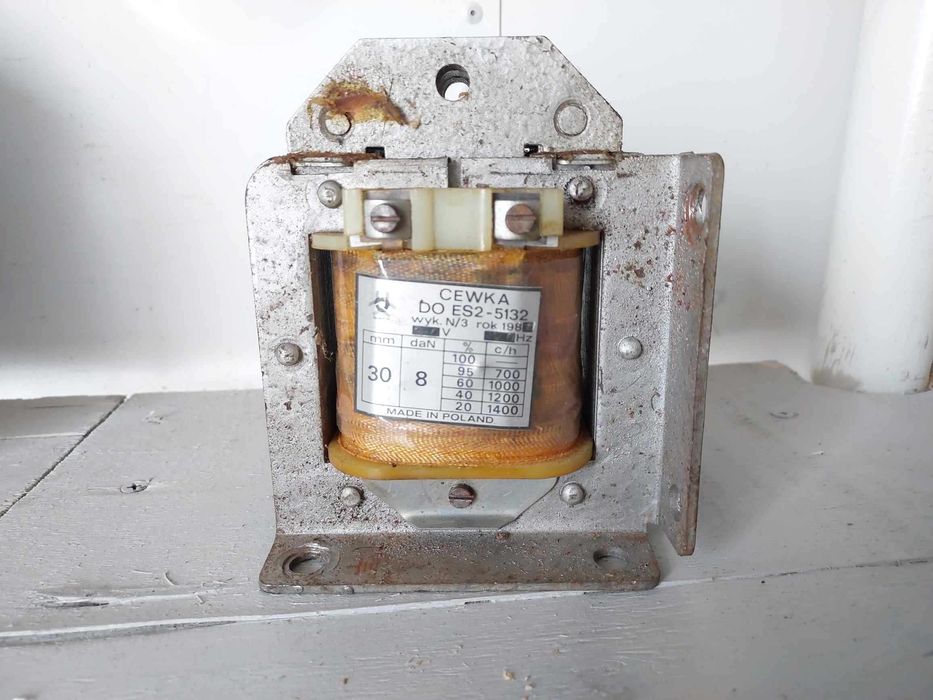 Elektromagnes ES od1,5do25Kg cewka nowe prasa osprzęt warsztat ręczne