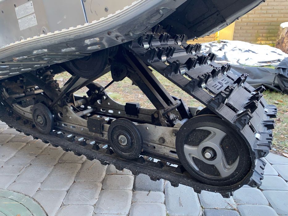 Снегоход YAMAHA FX NYTRO 2010, 4-x такн,1050см,новая гусеница, ходовая