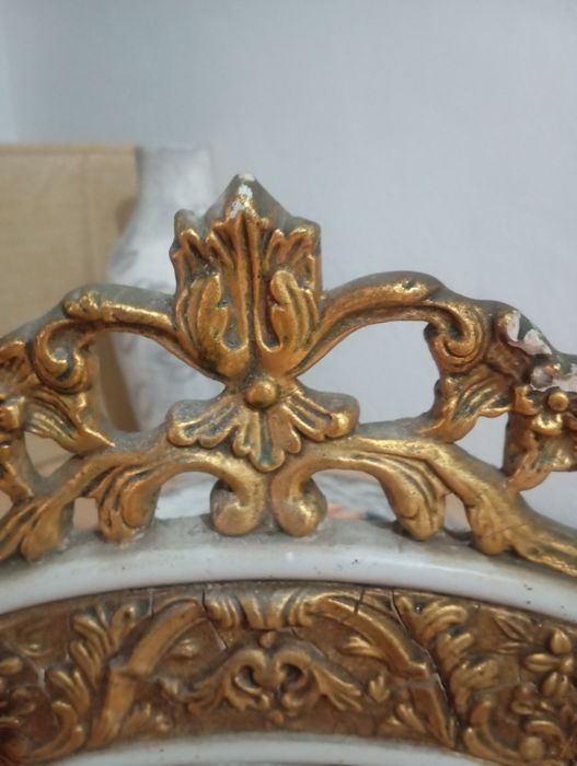 Moldura Grande Dourada
