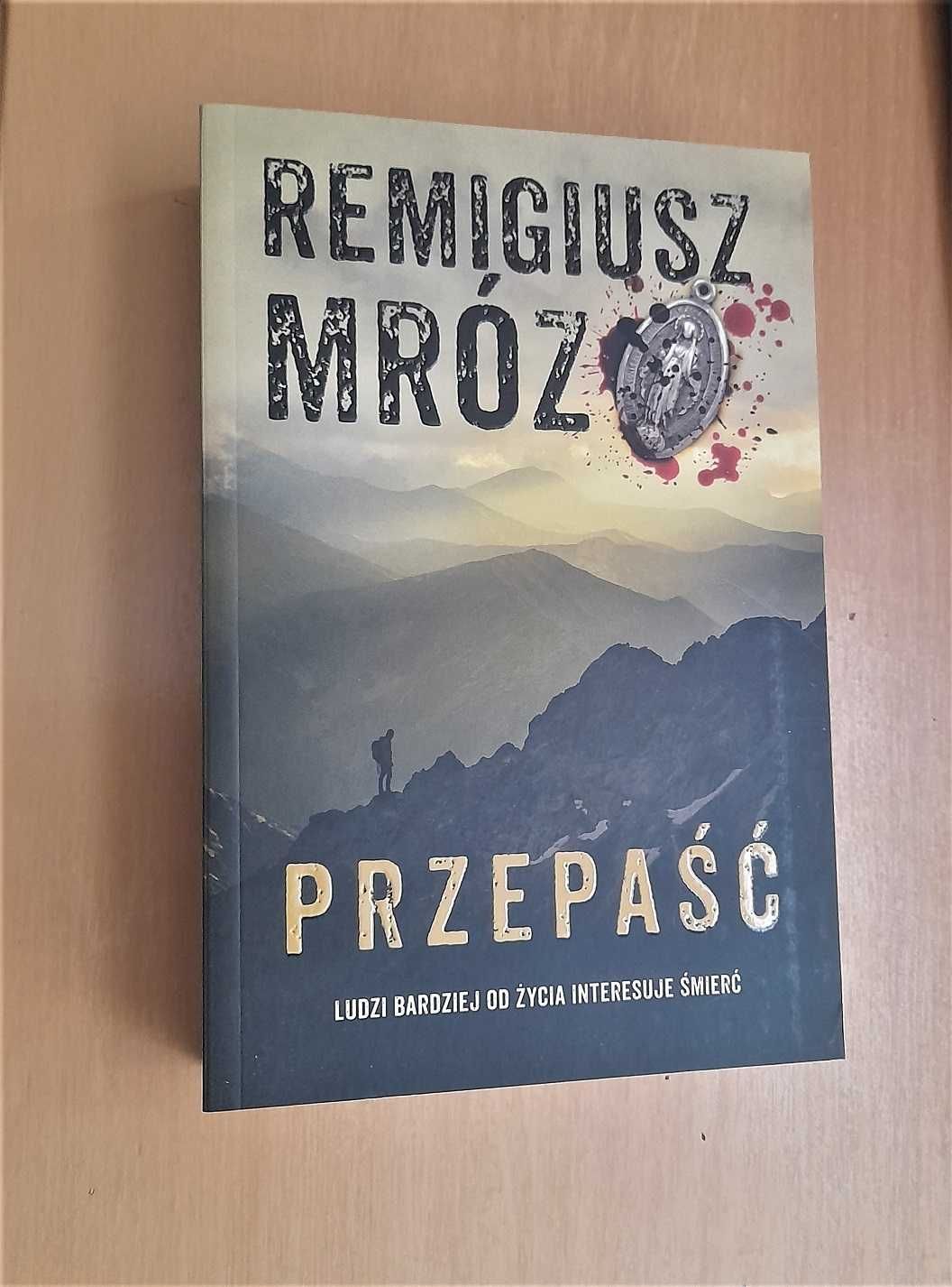 Przepaść - Remigiusz Mróz