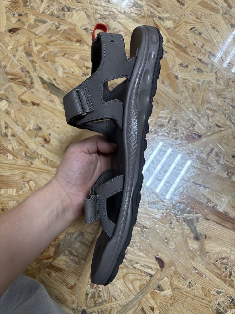 Чоловічі сандалі/босоніжки Columbia Techlite в розмірі 45(30см)