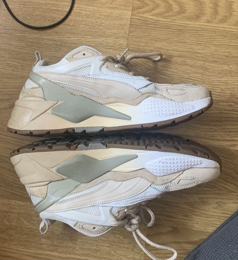 P. ex. Tenis puma rs x