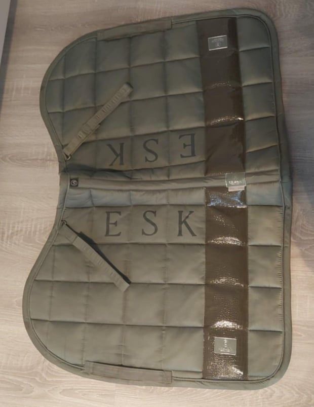Czaprak Eskadron VS