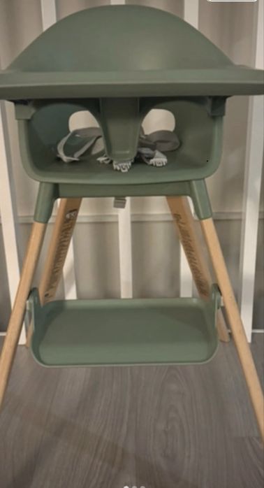 Cadeira Stokke alimentação