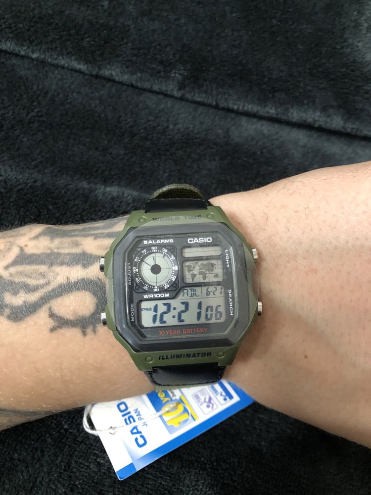 Часы Casio AE 1200