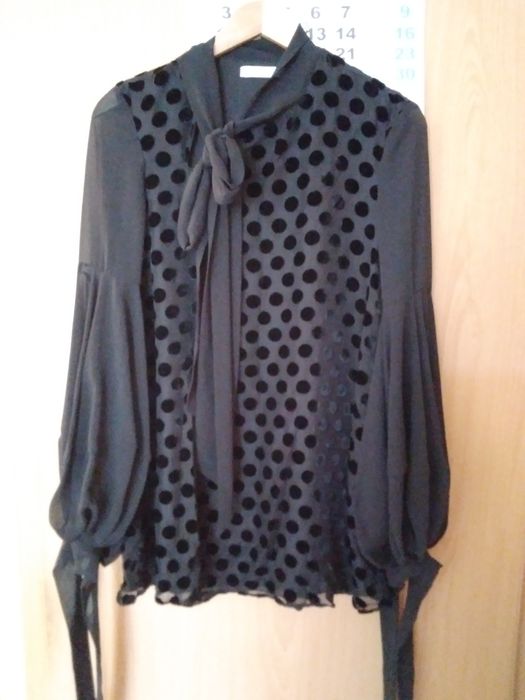 Blusa/túnica preta bolinhas tamanho S Mango
