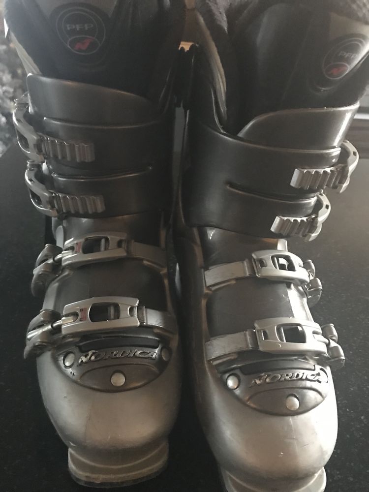 Buty narciarskie NORDIC rozm.40