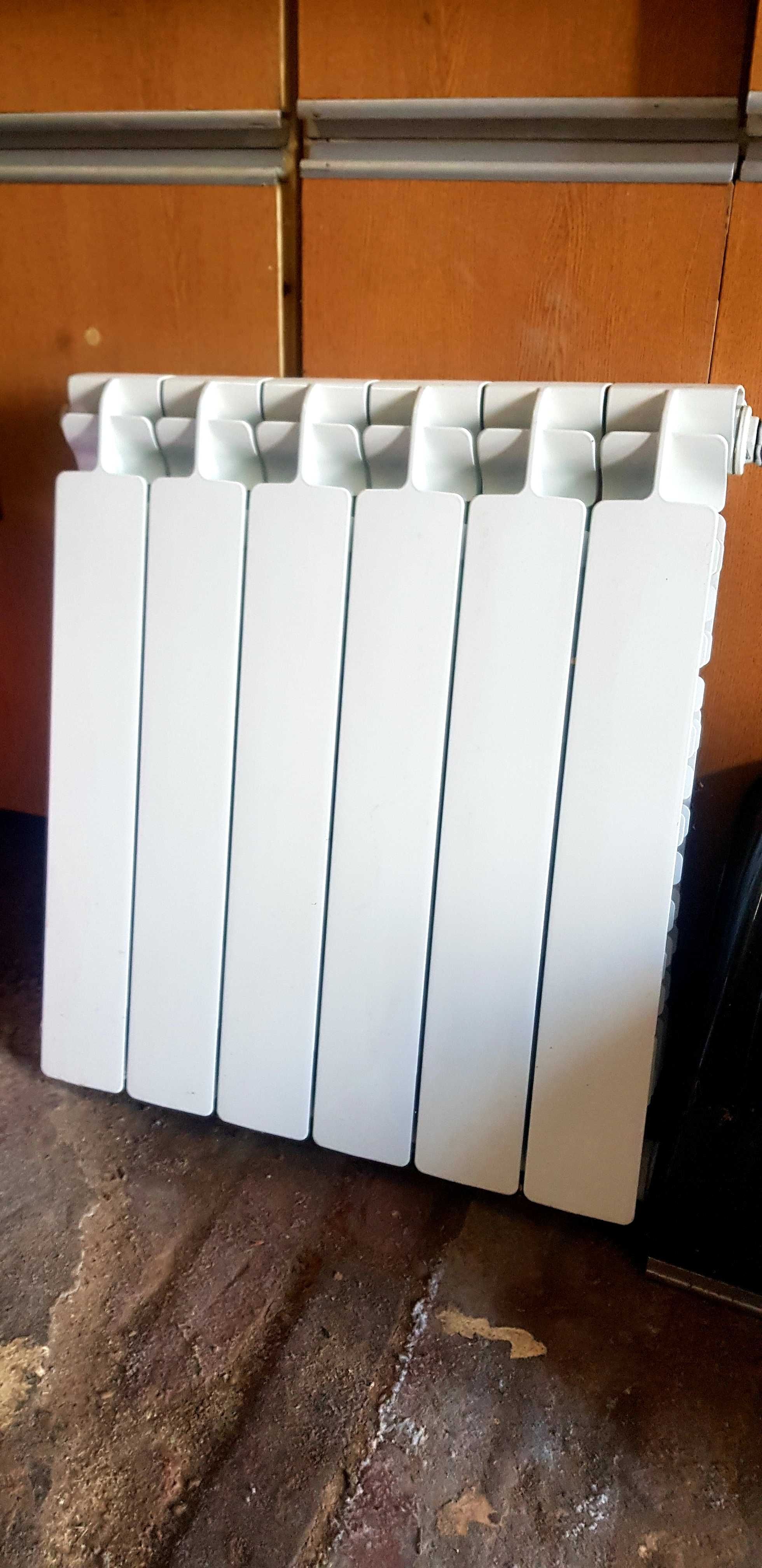 Grzejnik aluminiowy 6-żeberkowy