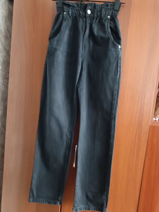 Продам джинси моми
