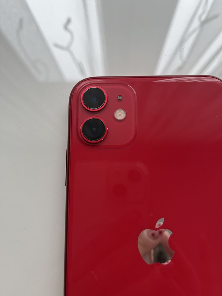 Iphone 11 64gb czerwony