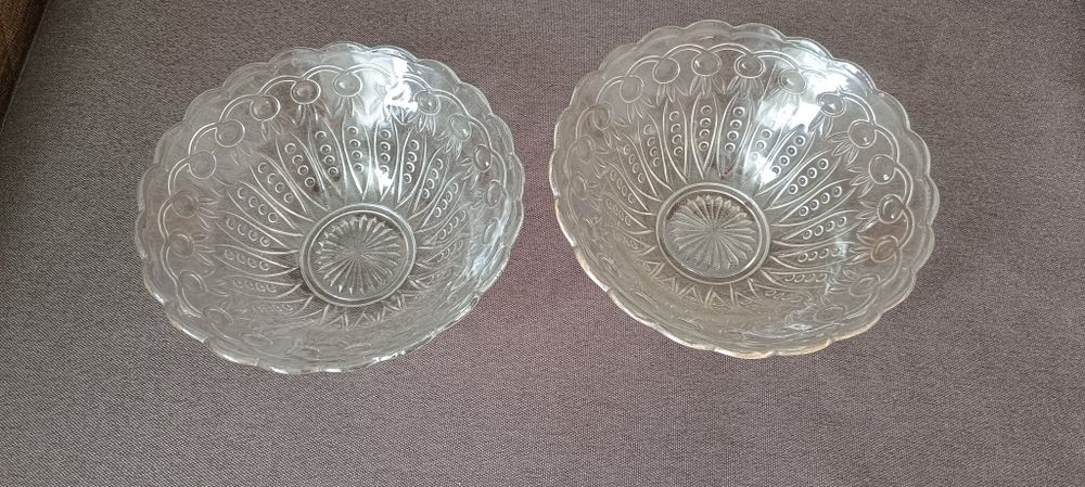 Скляні салатниці (ціна за дві)