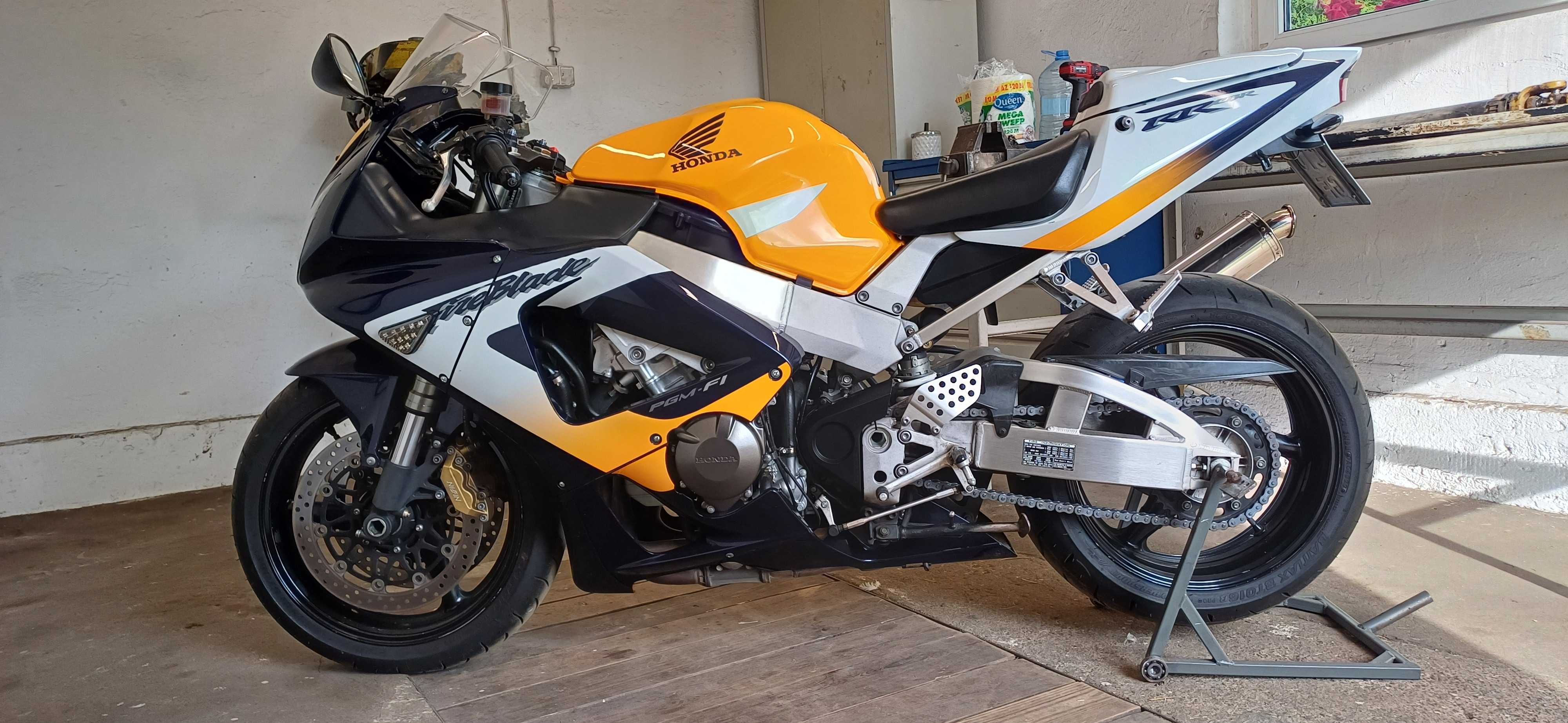 Honda CBR 929 RR 2001
