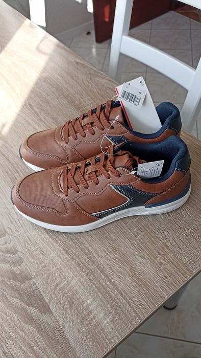 Buty męskie "adidasy" rozm.42, nowe