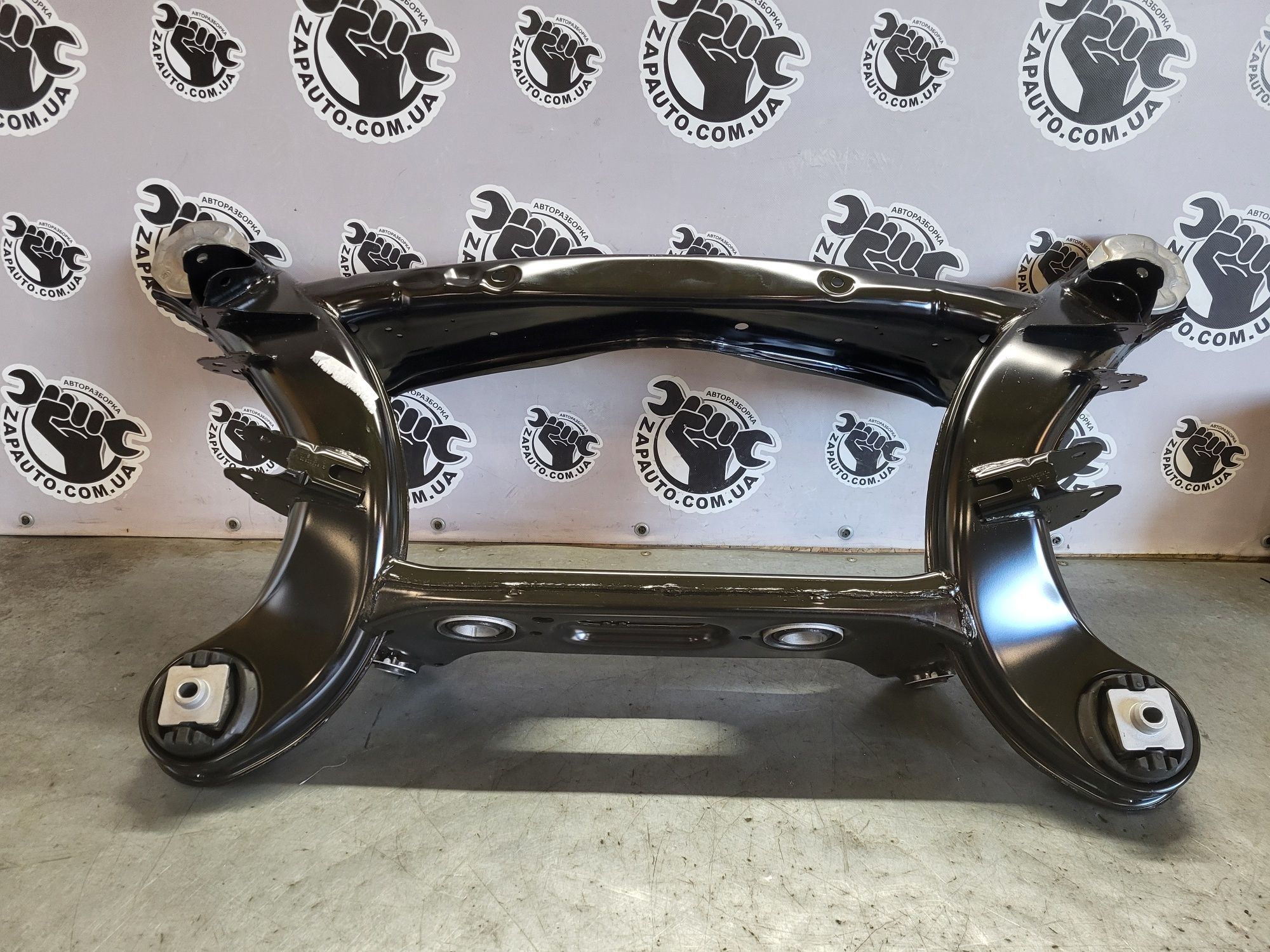 Підрамник W204 W205 W212 X204 подрамник задний Mercedes