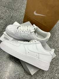 Nike Air Force 1 '07 White 39