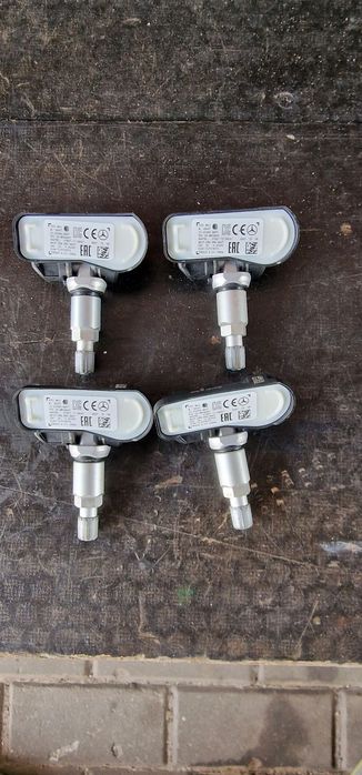 CZUJNIK CIŚNIENIA OPON TPMS Mercedes A0009050030 Q12