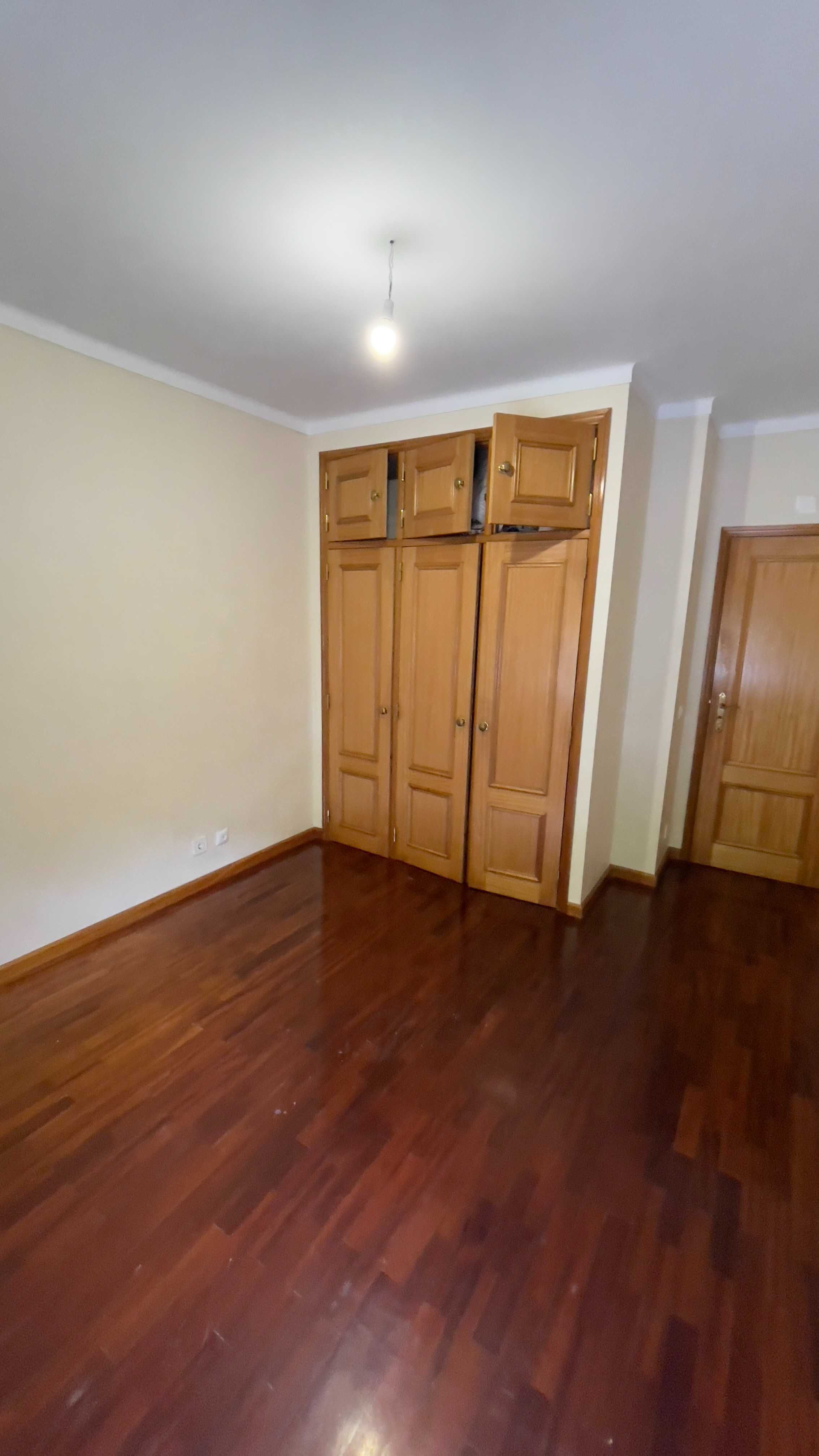T2 kitchenette sem mobilia