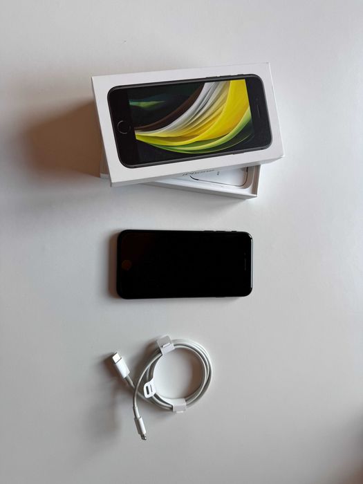 Apple Iphone SE [2 generacji] 2020 64Gb Czarny Jak nowy