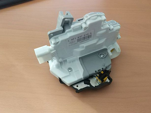 Fechaduras Portas Audi A3 8P A4 B7 A6 C6 A8 Seat Exeo (NOVO)
