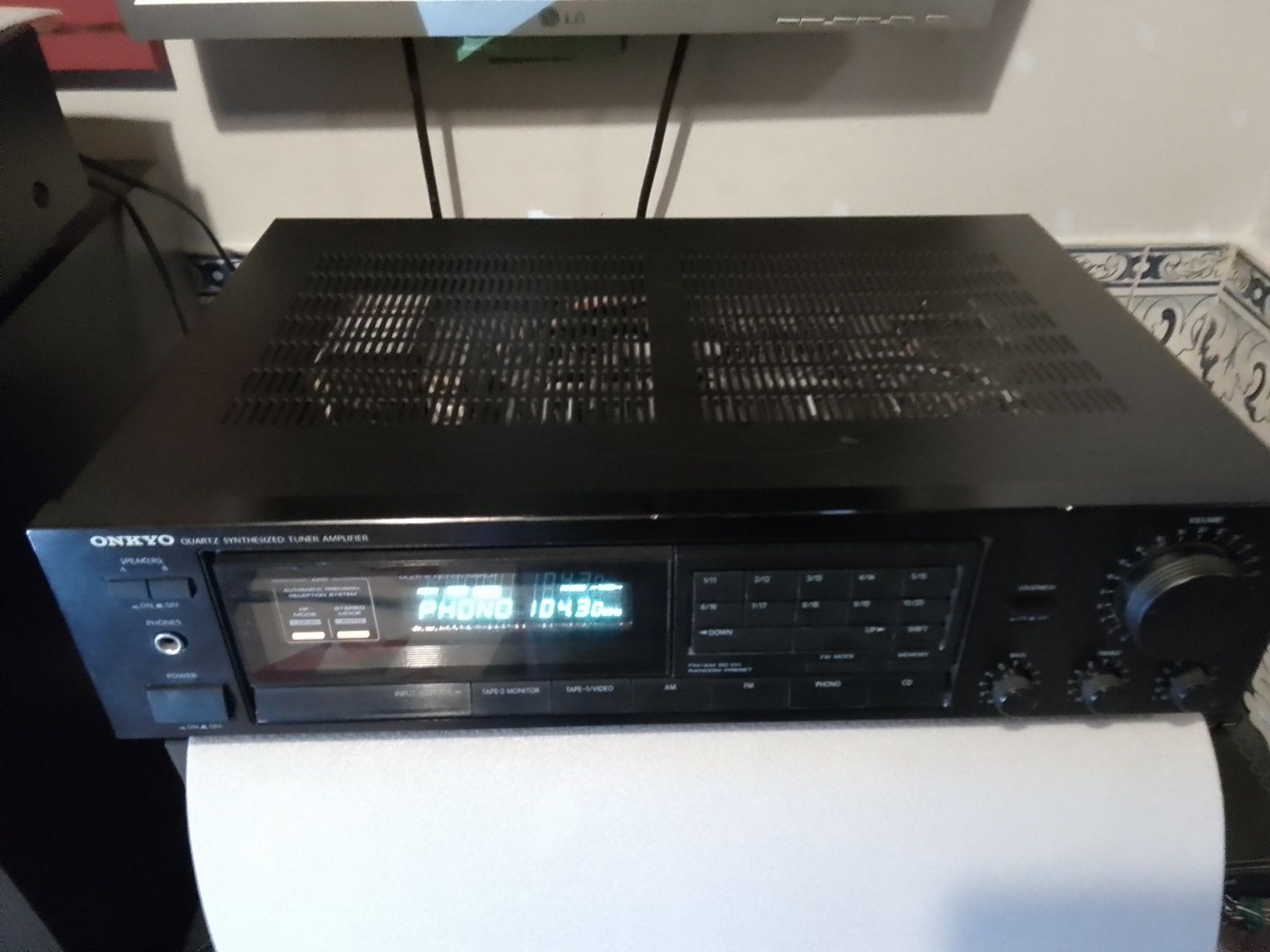 Amplificador Onkyo com Rádio, Mod. TX 7600 made in Japan