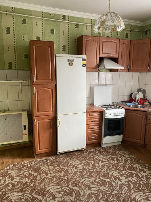 Оренда однокімнатна поблизв центру