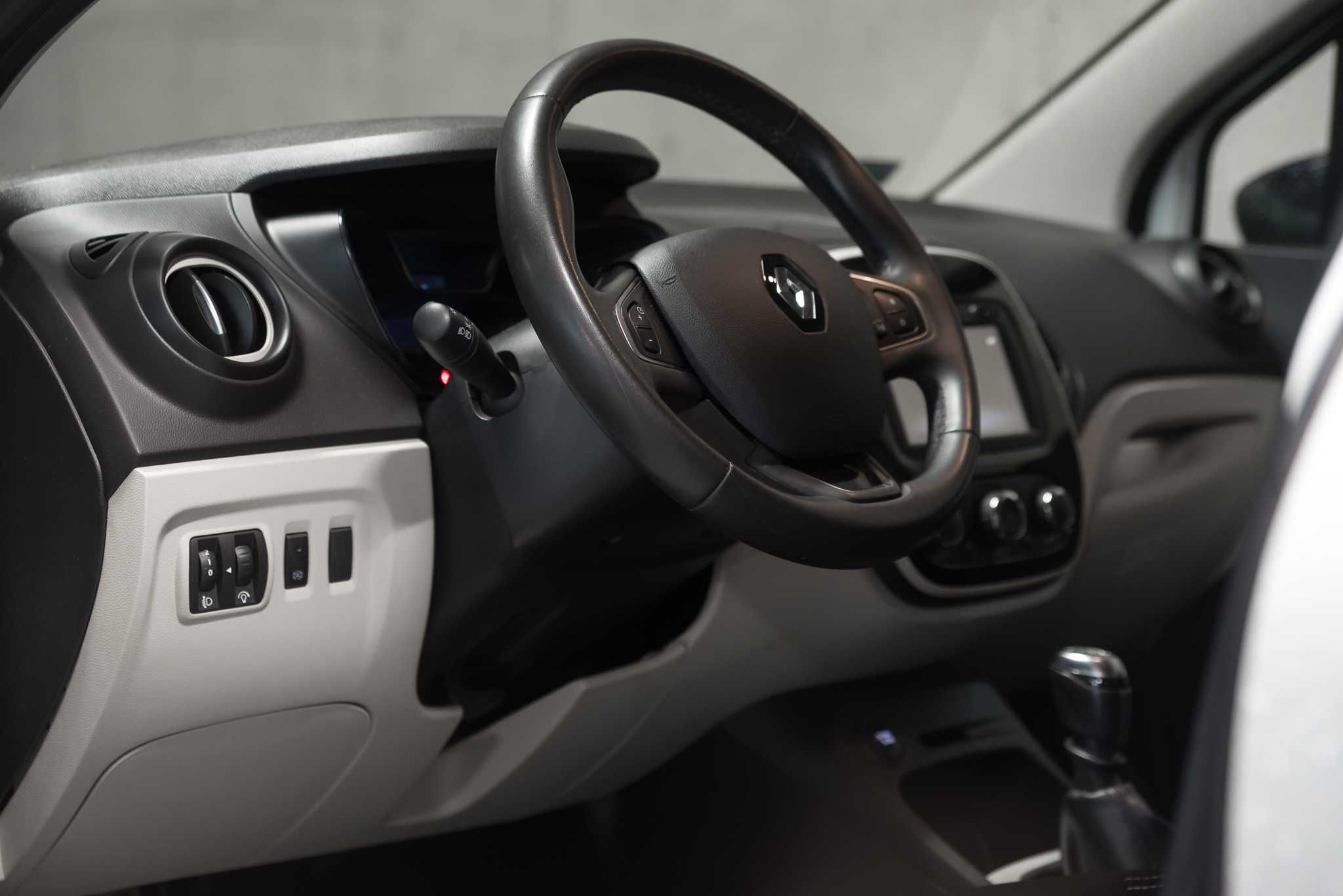 Renault Captur ZEN 1.2 TCe • 67 000 km • 2017/2018 • Biały