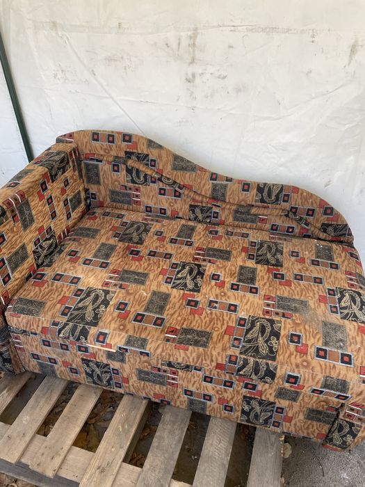 Продам диван малютка