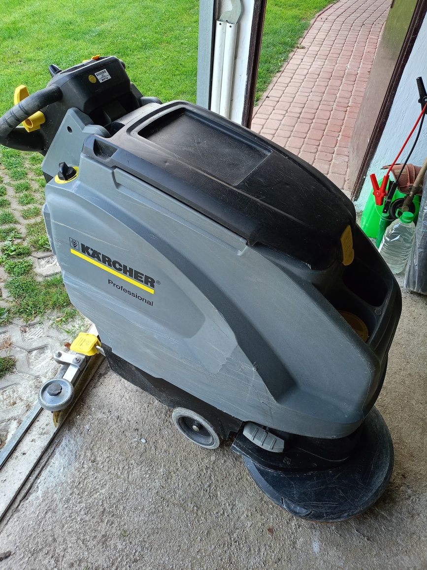 Szorowarka Karcher professional B 40 C