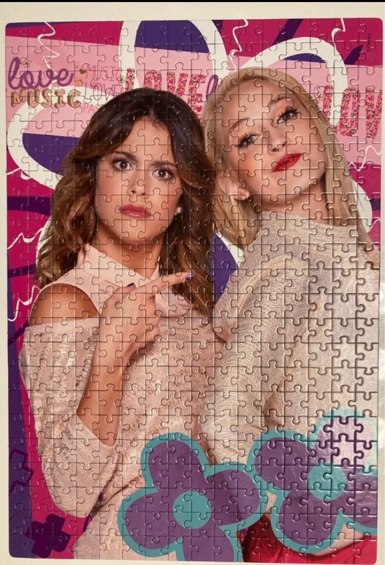 Puzzle Violetta 350