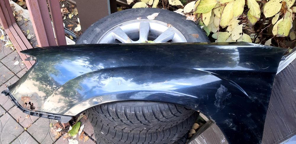 Крило ліве Forester 2004-2008