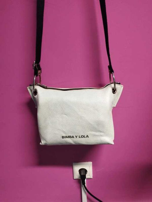 Mala 100% pele marca Bimba Y Lola