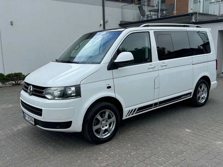 Volkswagen Multivan / BEZWYPADKOWY / 2.0 180 KM / 7 Osobowy /4 MOTION /Limitowana Wersja/