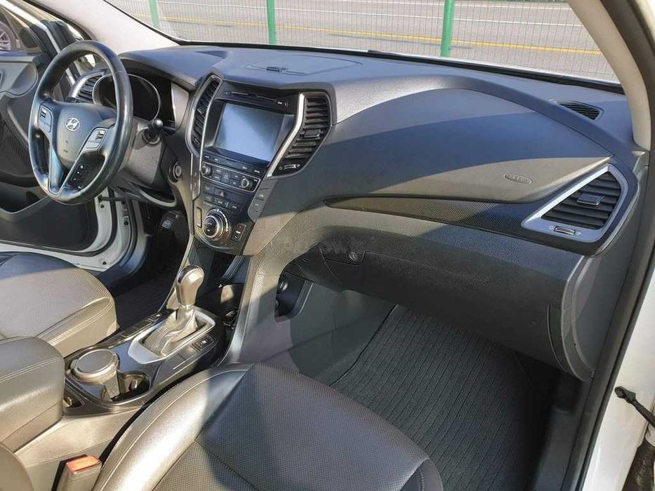 Hyundai Santa Fe 4WD EXCLUSIVE