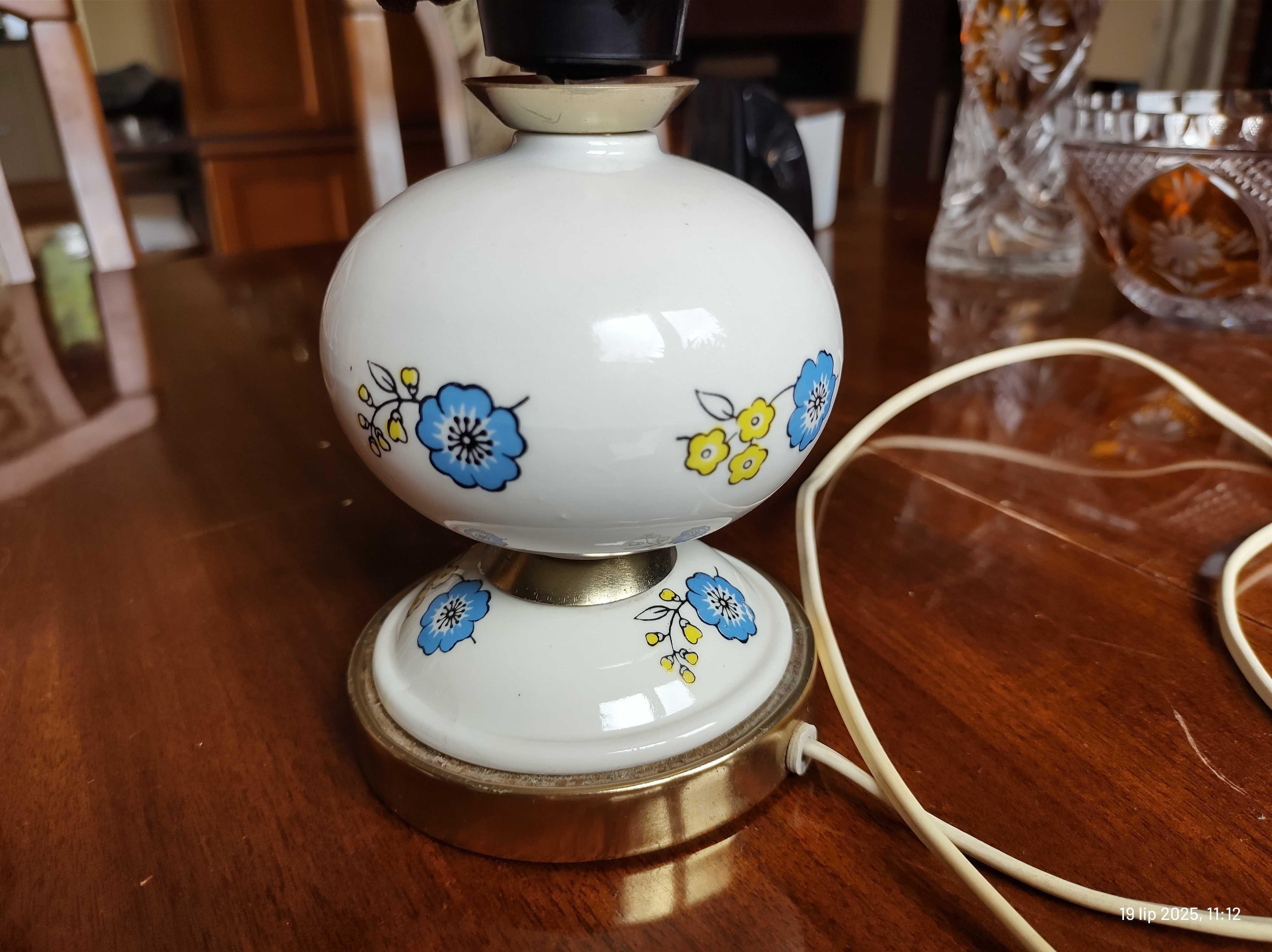 Stara porcelanowa lampka nocna w pełni sprawna