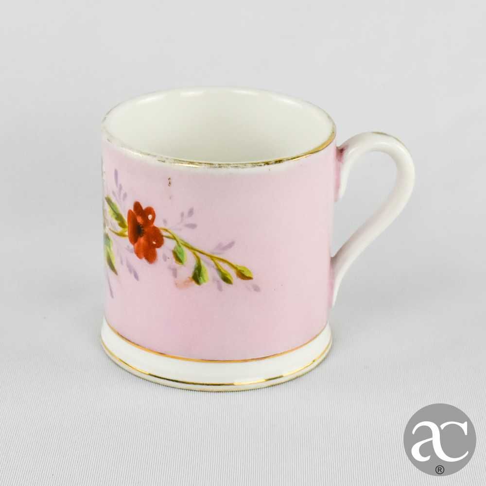 Caneca porcelana Vista Alegre, pintada à mão, 1ª metade do séc. XIX