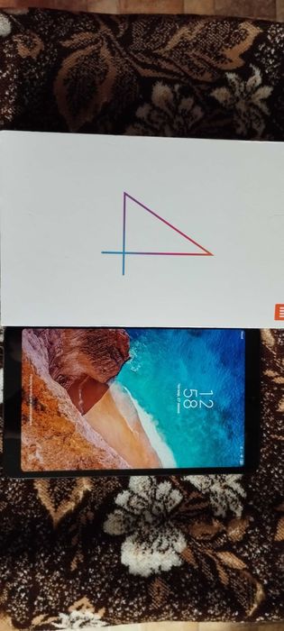 Xiaomi Mi Pad 4 планшет в хорошому стані