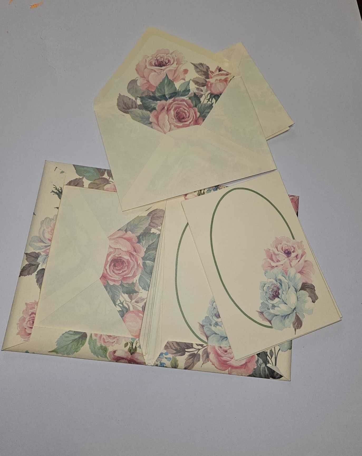 Conjunto de 22 Folhas de Escrita c/ Envelope
