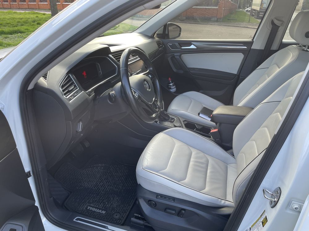 Продам Tiguan Allspace SEL Premium 2019