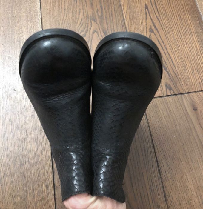Ochnik botki 37 jak skóra węża, solidne