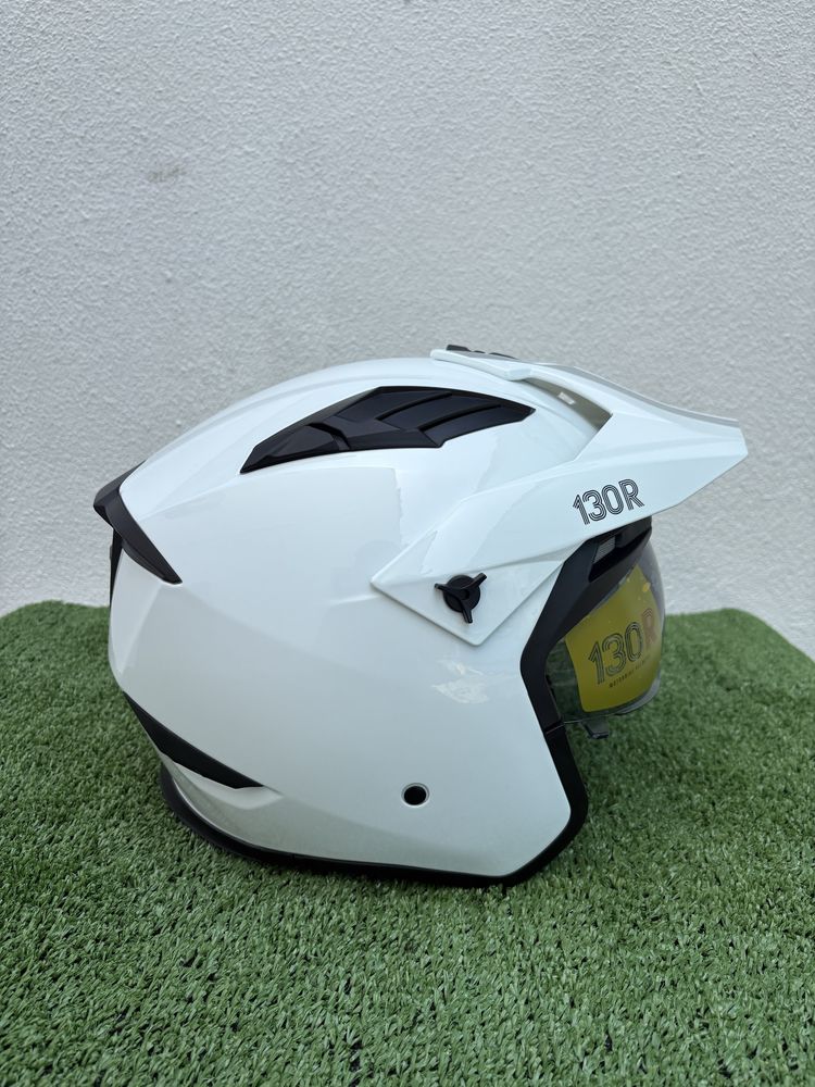 Capacete para mota novo 130R